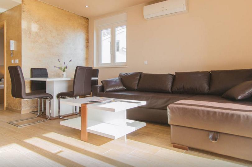 Apartments Dalmacija Tučepi Extérieur photo
